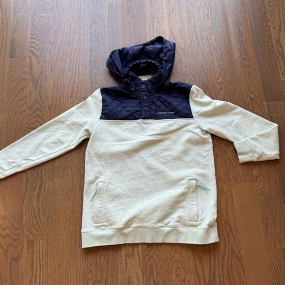 Vineyard Vines Performance
Quilted Nylon Snap Shep Shirt
Women's Sz XXS H